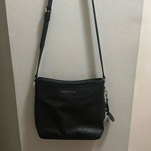 Micheal Kors bag